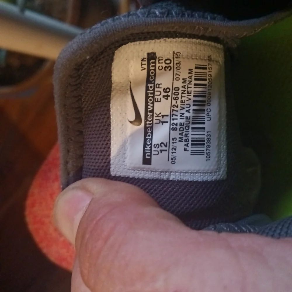 Shoes - Picture 6 of 6